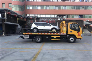 镇江附近汽车拖车电话