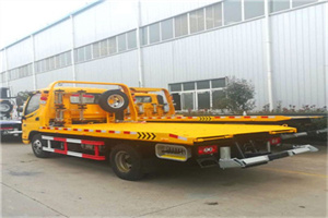 镇江附近拖车救援搭电